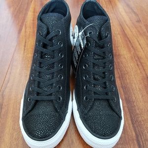 Black "Stingray" textured Wedge Converse
